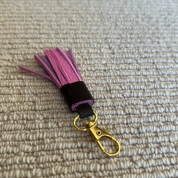 💝Handmade tassel keychain🎁 - Picture 4 of 5